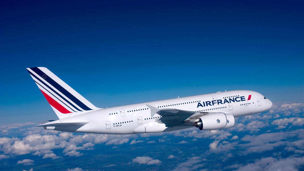 Γαλλία: Τα αεροσκάφη της Air France δεν θα πετούν πια πάνω από το Μάλι 